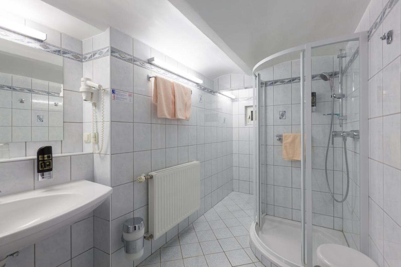 Pension Elfy Baden Bagian luar foto